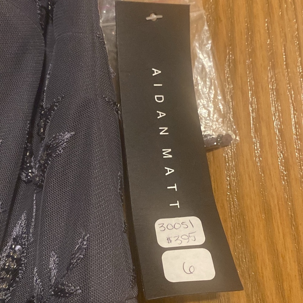 🎉Host Puck🎉 NWT Aidan Mattox Size 6 Charcoal with Sequins Gown - Picture 4 of 12